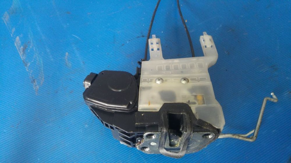 broasca usa dreapta fata hyundai tucson 2005-2010