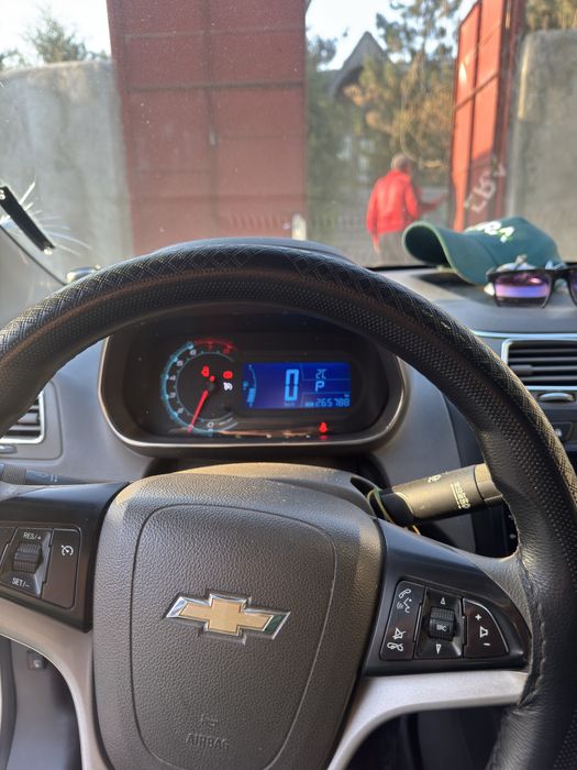 Продаю кобальт 2013 года