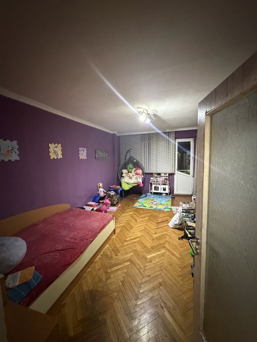 Апартамент 78кв.м. И гараж