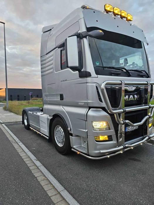 Piese camioane noi și second-hand.