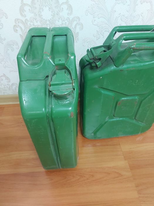 Сатылады   канистр