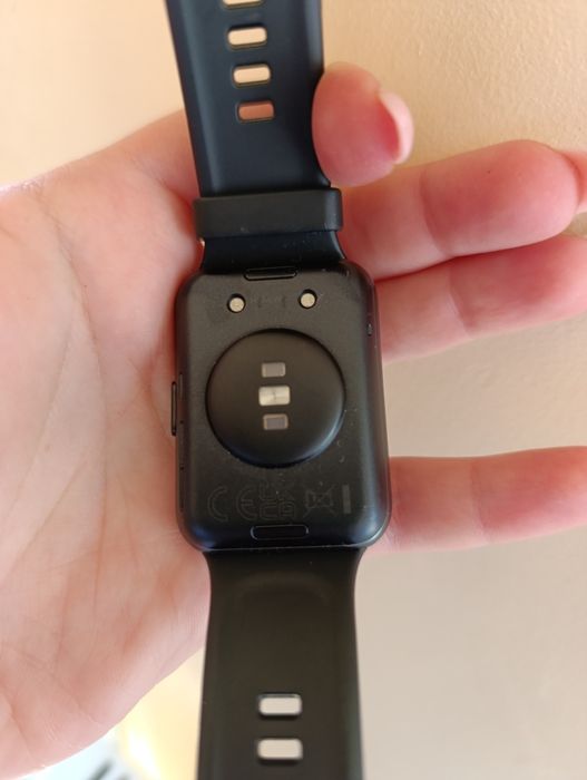 Vând smartwatch Huawei watch fit 2 midnight black
