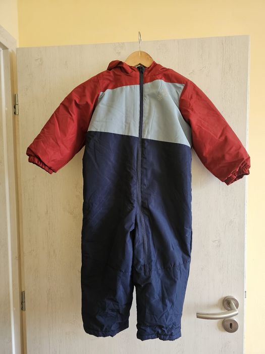 Продавам детски ескимос и ръкавици Kuniboo нови без етикет