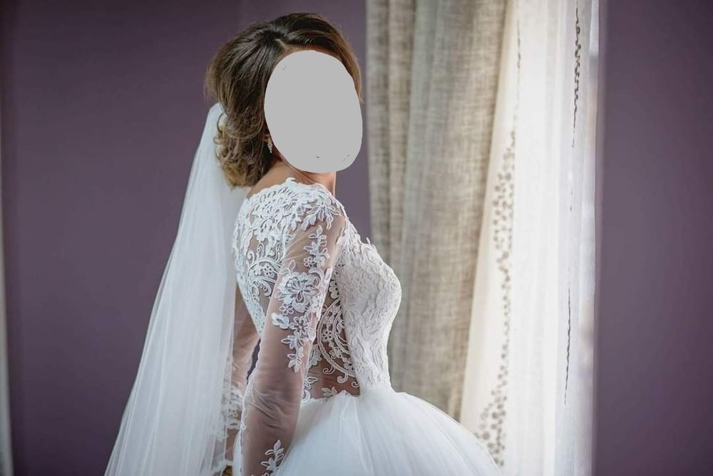 Vand rochie de mireasa