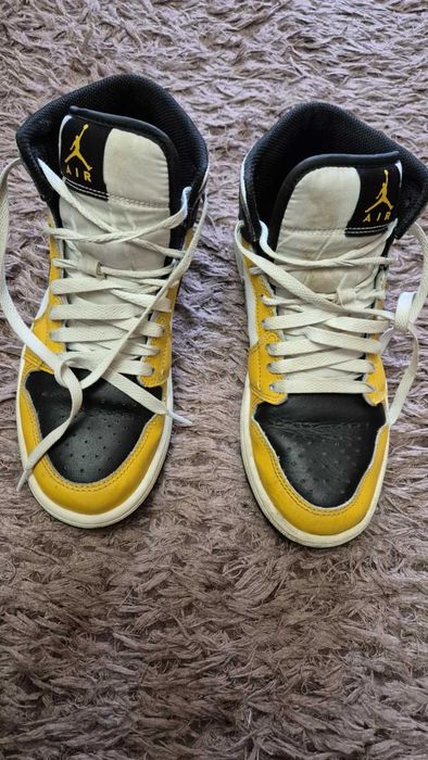 Nike Air Jordan 1 Mid маратонки