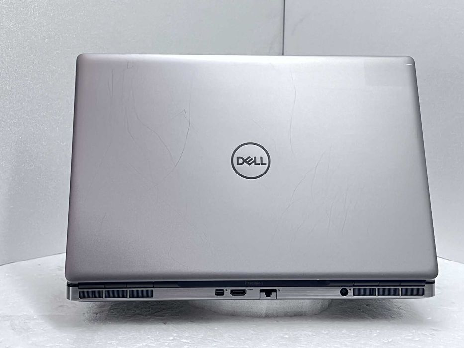 Dell Precision 7550 15.6" IPS i7-10750H 32GB 1020GB RTX 4000 8GB