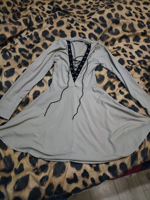 Красива дамска рокля