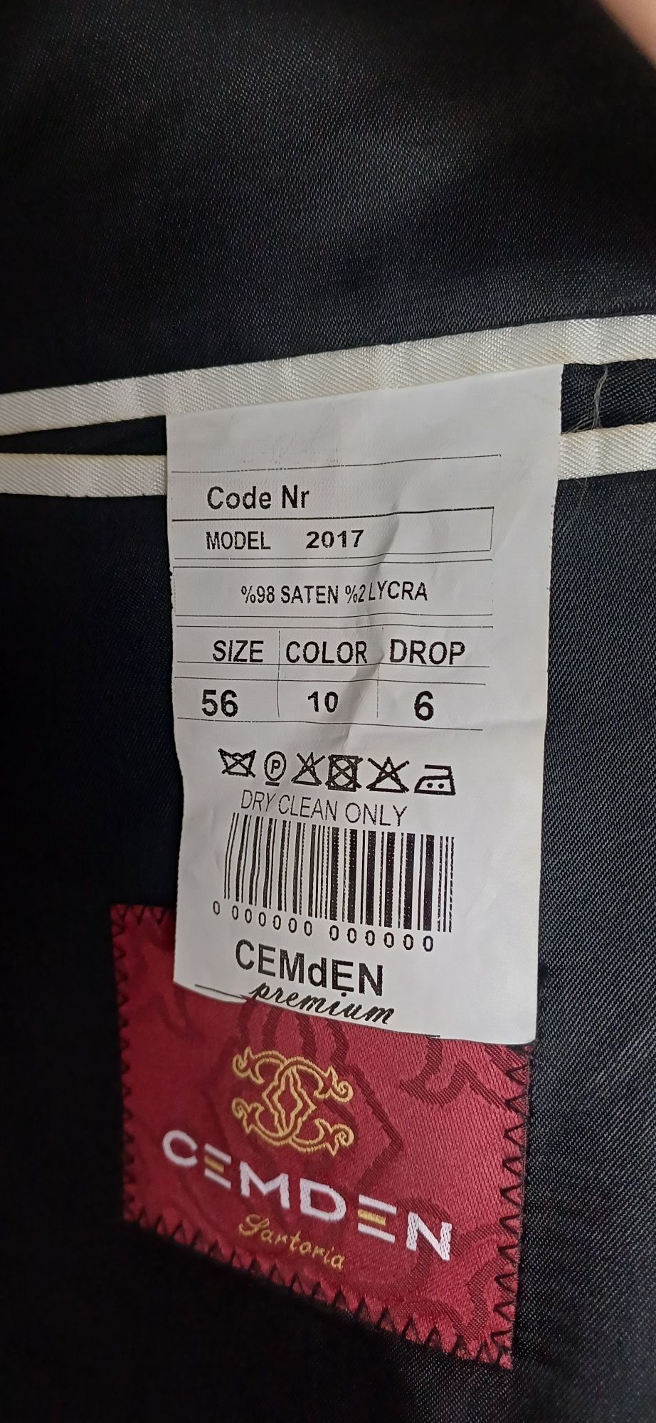 Vand costum bărbătesc