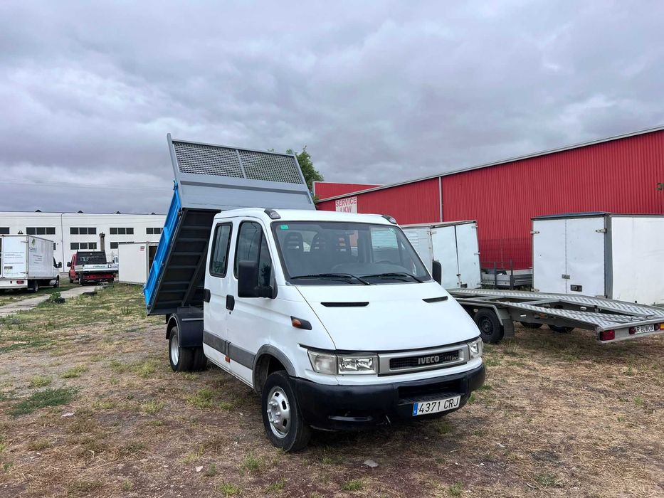 Iveco Daily 35C15 Dokka 7 locuri benă basculabilă