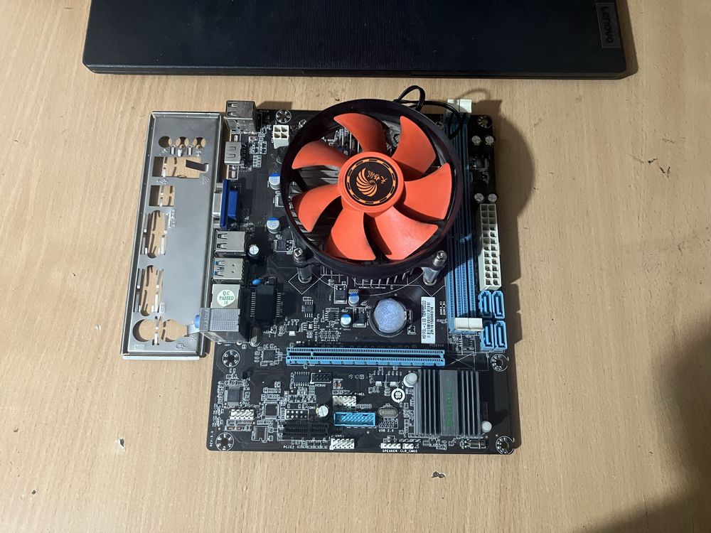 Plata h61 esonic , asrock