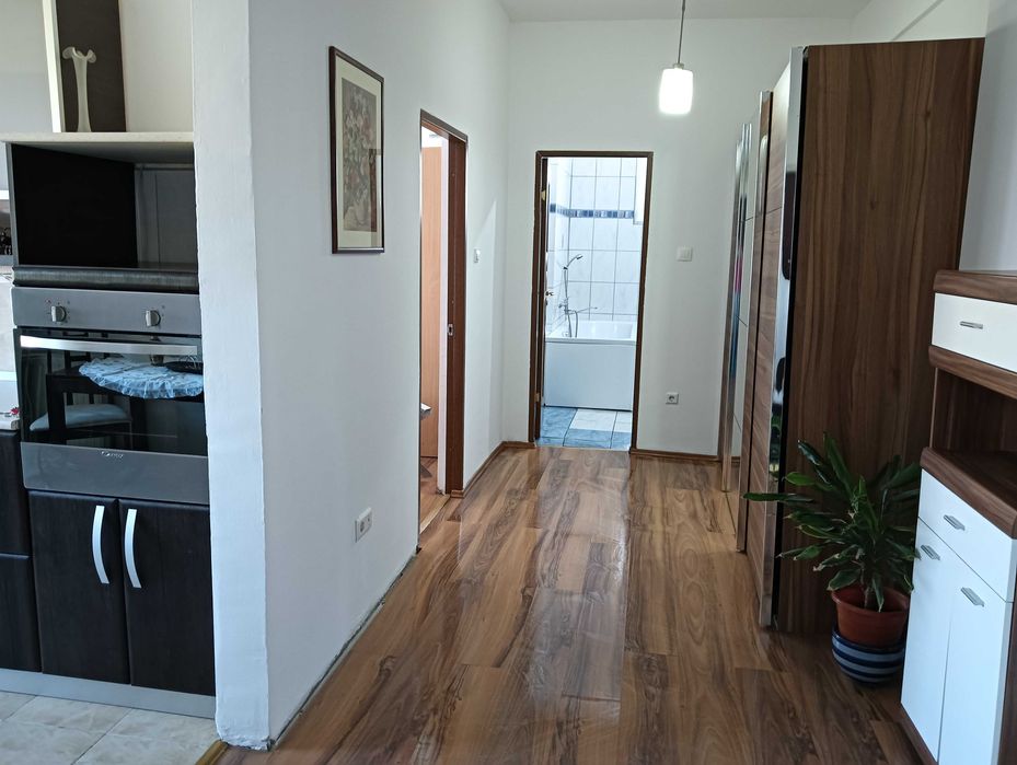 Apartament de inchiriat cu o camera cu centrala proprie pe gaz