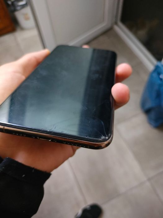 Vand iphone xs max pret fix