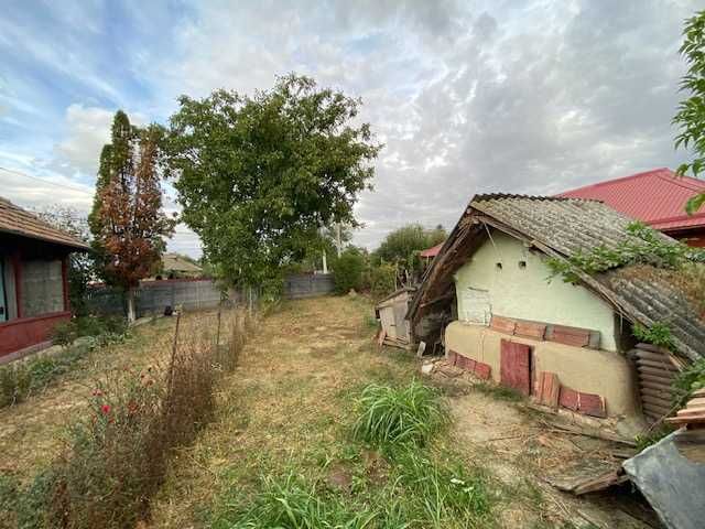 Casa batraneasca de vanzare cu teren 5000mp Surlari,  Petrachioaia IF