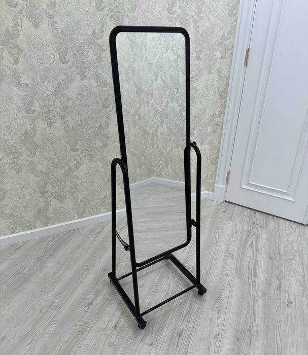 Зеркало на колесах