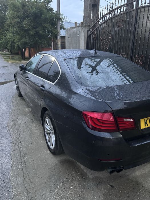 BMW 520D F10   2011 - urgent
