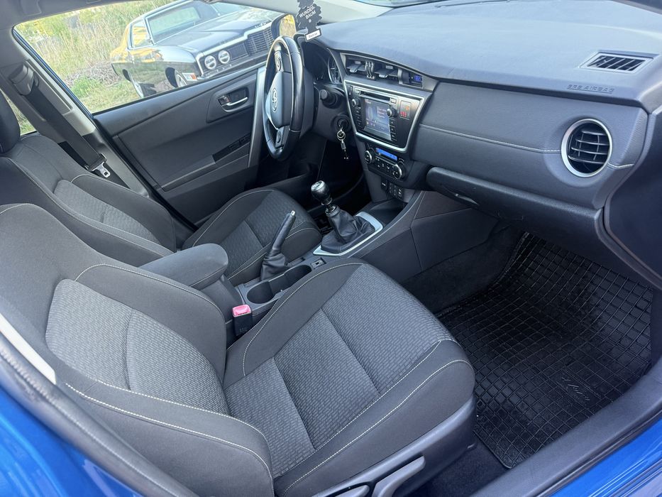 Toyota Auris 2015 2.0 diesel