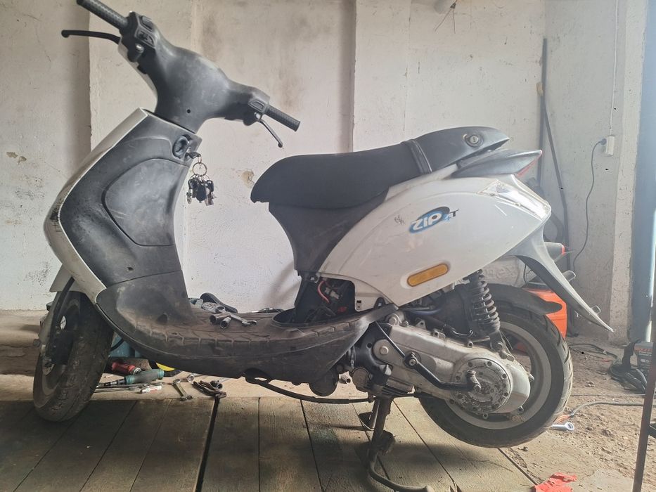Vand scuter piaggio zip
