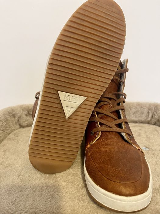 Ghete imblanite din piele HUB Origin