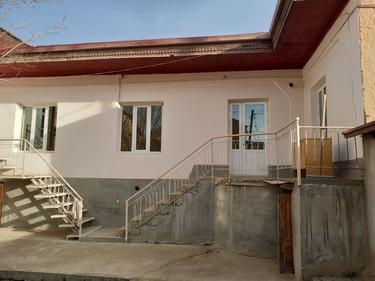 Продаётся  дом в районе старого Хаваси