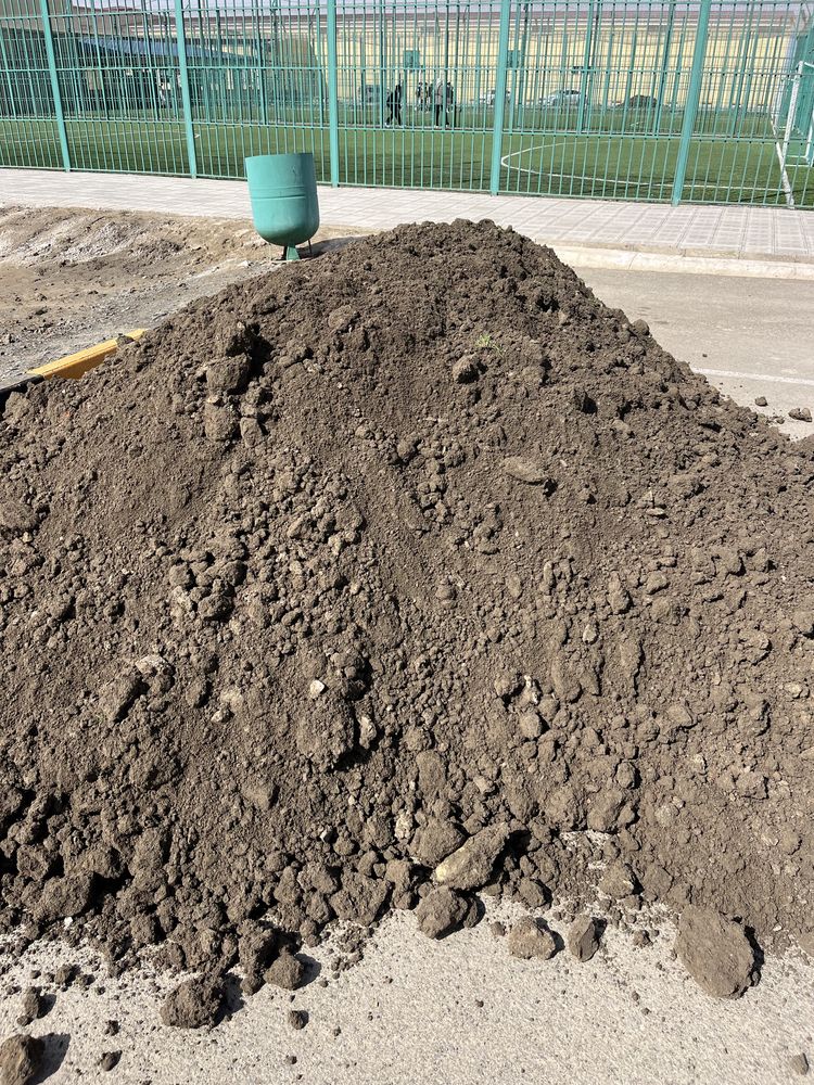 Чернозем. Грунт.  Топрак. Пгс щебень