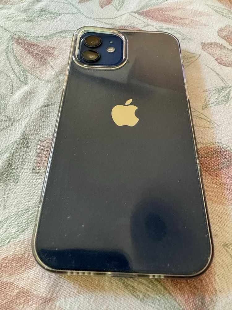 iPhone12 в отлично състояние