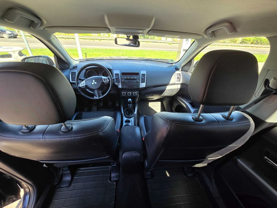 2011 Mitsubishi Outlander SUV