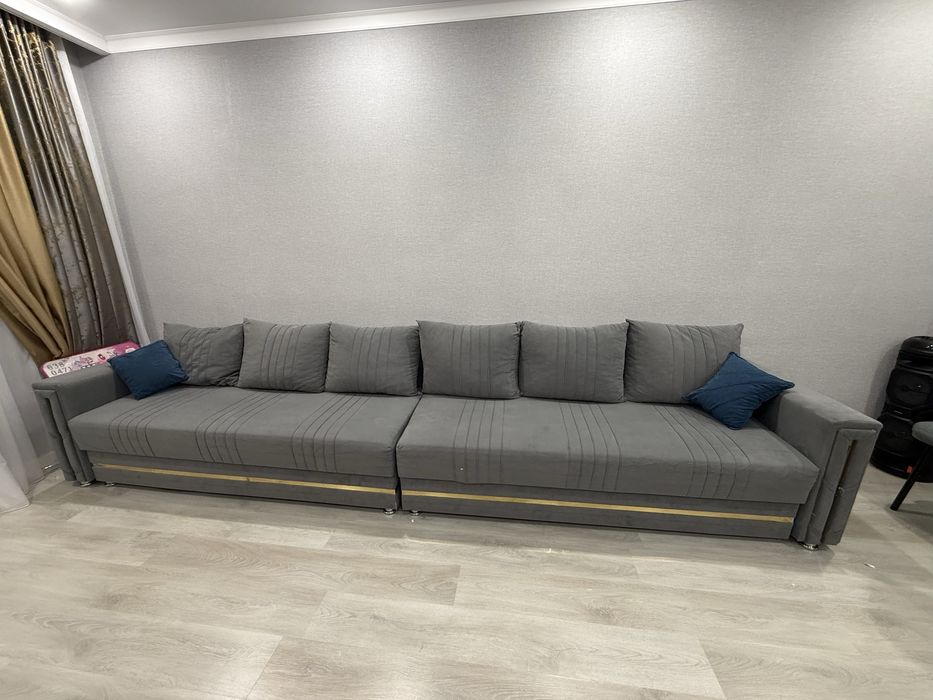 Срочно продам диван