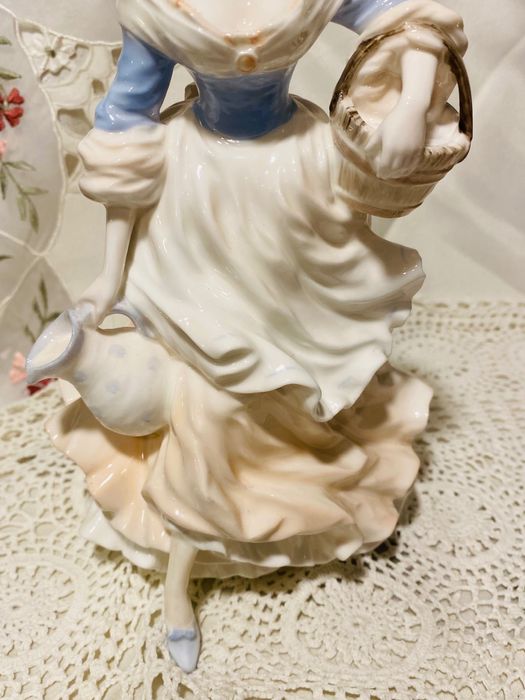 порцеланова статуетка Coalport