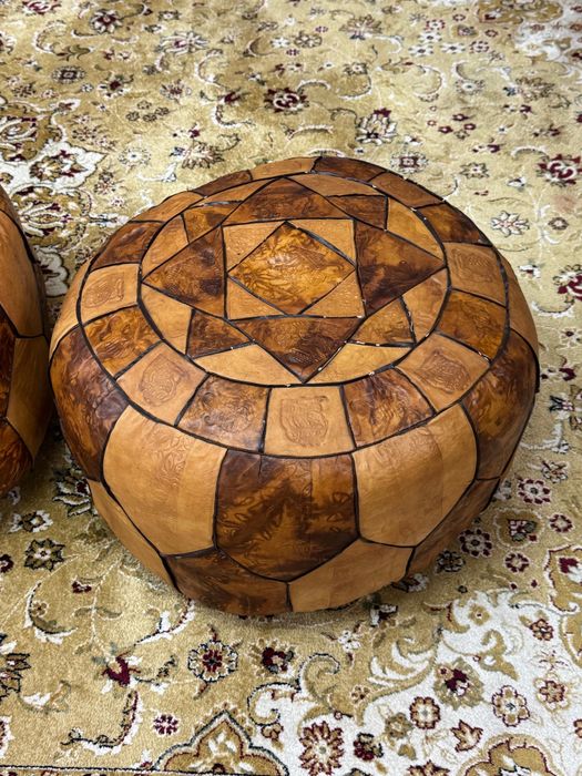 Оттоманка / пуф из натуральной кожи