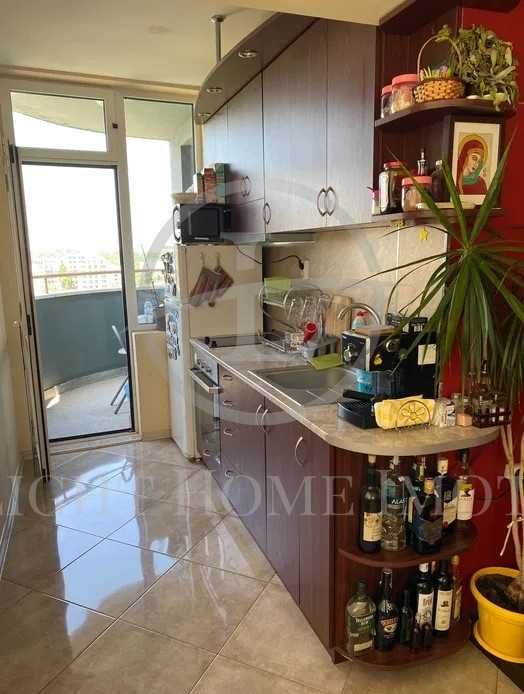 Продава се Тристаен апартамент в Пловдив, Тракия - 94 кв.м за 1586 €/кв.м - Снимка #2