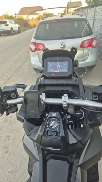 HONDA ADV 350 an 2024