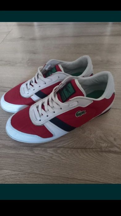 Teniși eleganți Lacoste mărimea 37