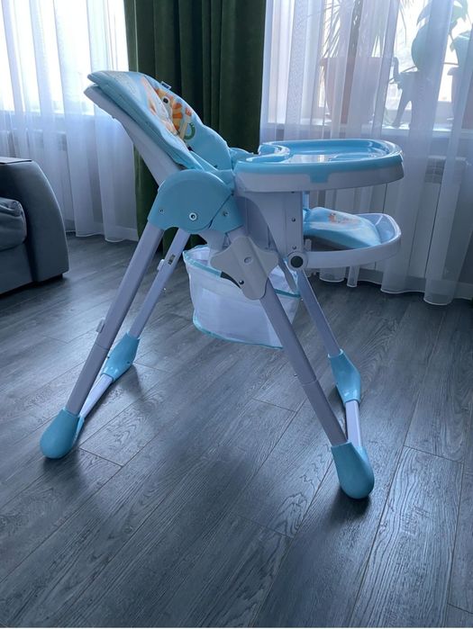 Продам стульчик для кормления babyton