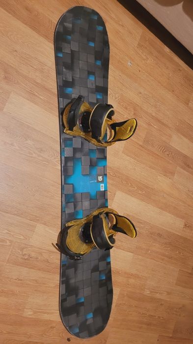 Placa snowboard Burton 155 cu legături Burton 3D