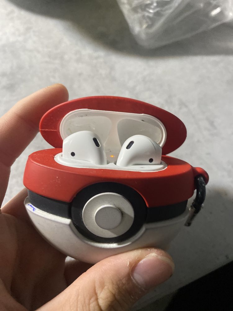 Airpods 2 продам