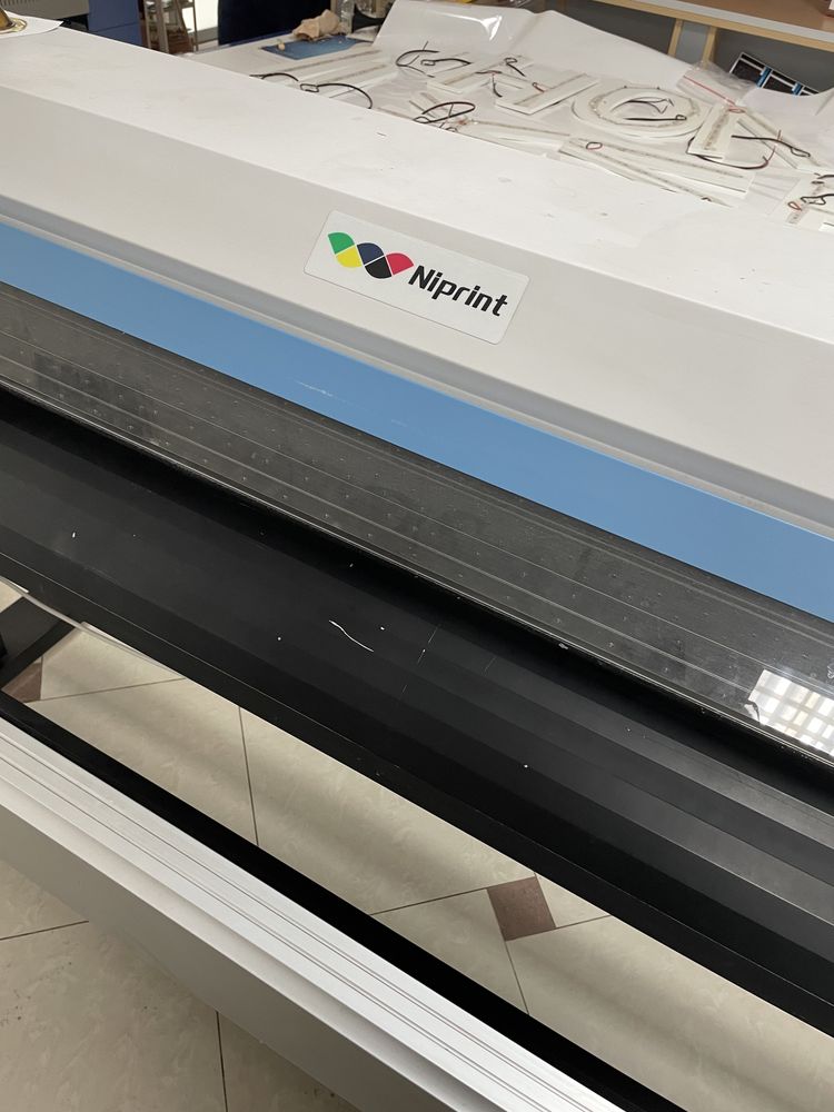 Продав принтер Niprint 1.60м.