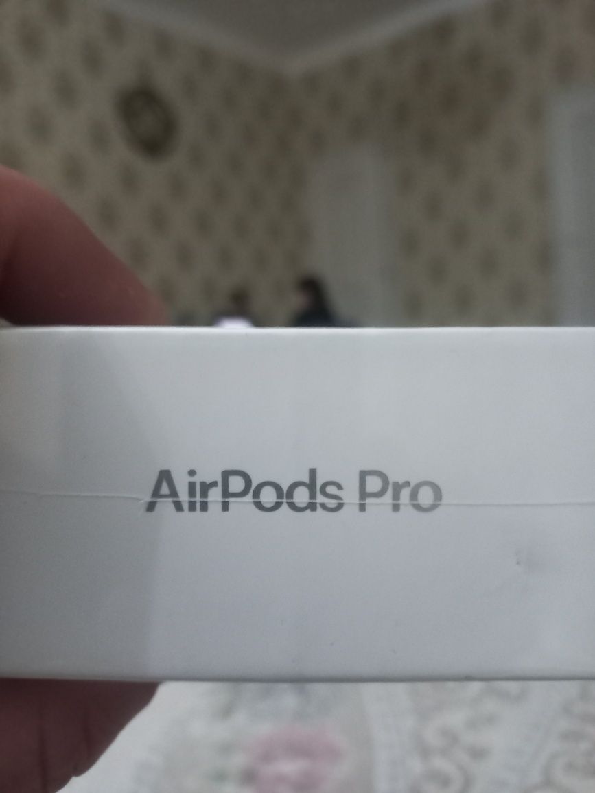 Продам наушники air pods pro