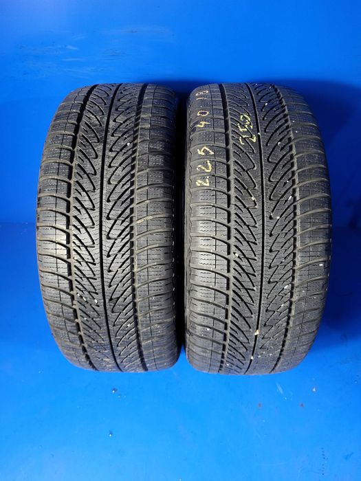 Vand 2 anvelope 225 40 18 m+s Goodyear Ultragrip 8 MO - foarte bune