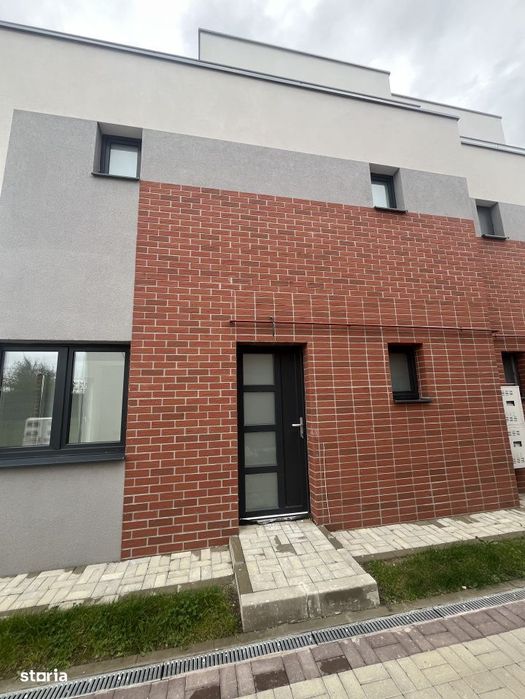 Casa tip insiruita, 3 camere, terasa,  zona Tudor Vladimirescu