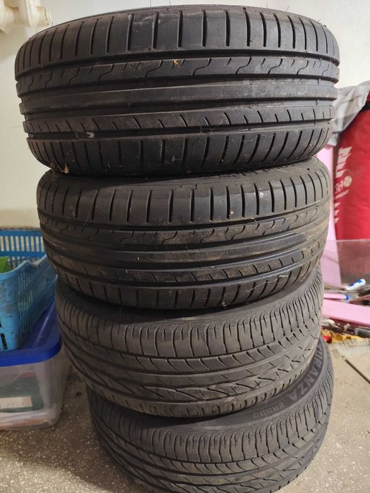 Jante aliaj și anvelope. 205/55R16 vară- 5 bucăți