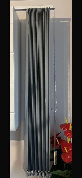 Jaluzele verticale albastre