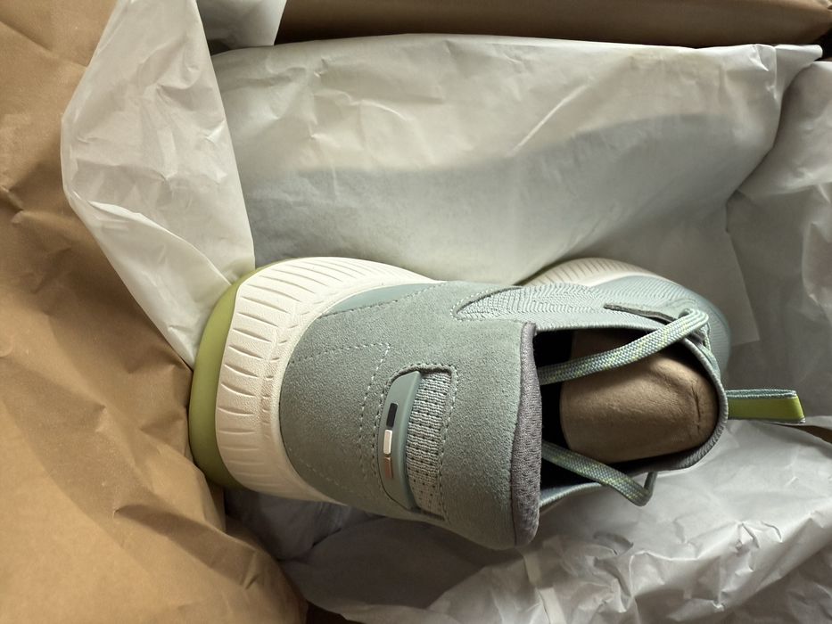 Чисто Нови Оригинални Обувки Boss Размер 46/31см стелка