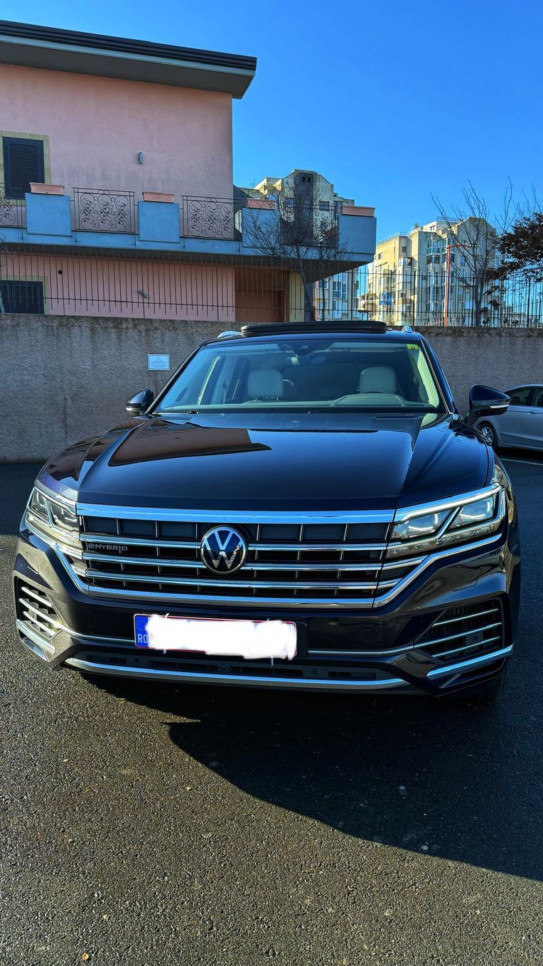 Volkswagen Touareg 3.0 V6 TSI PHEV // 2021
