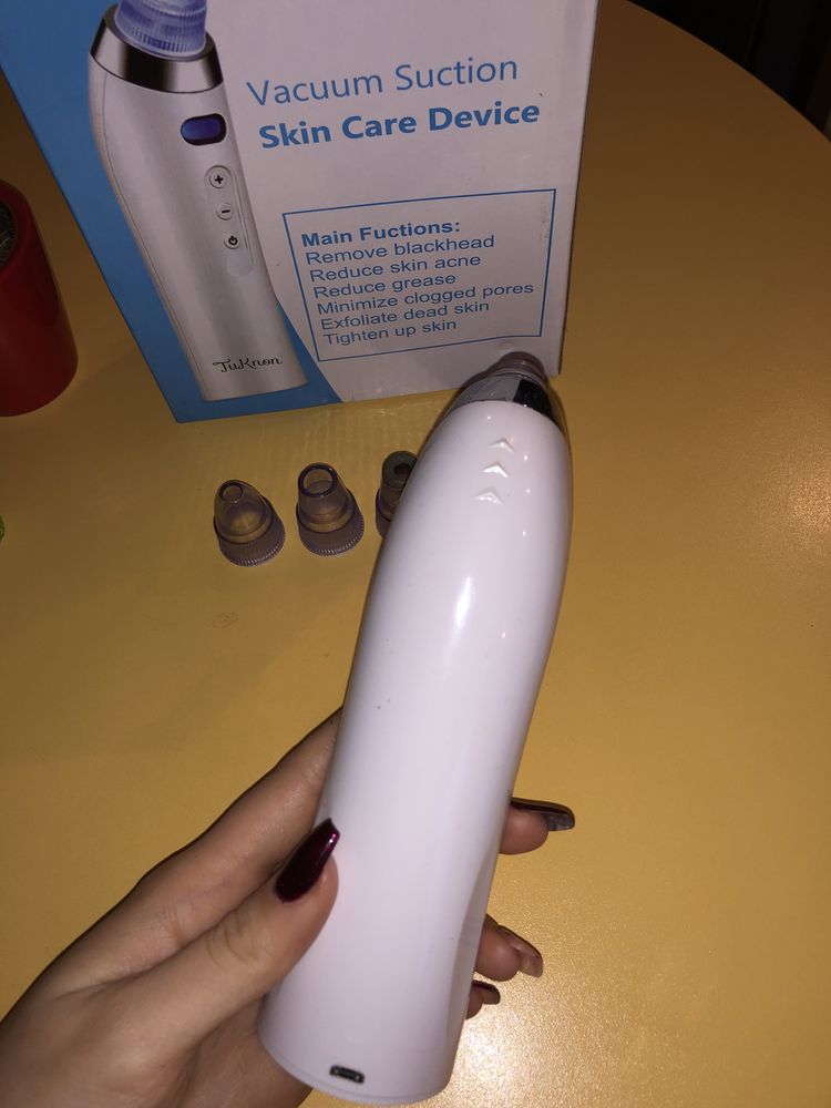 Vacuum Suction 4in1: Skin Care Device