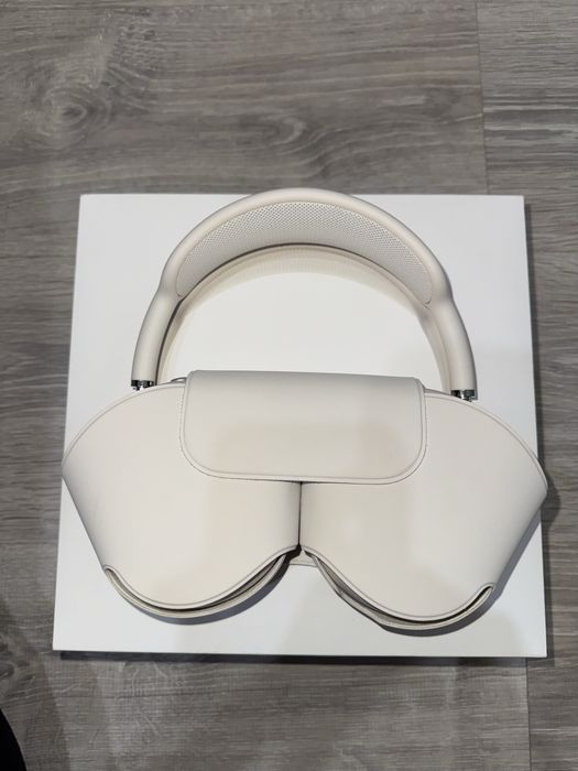 Продам наушики Airpods Max 2