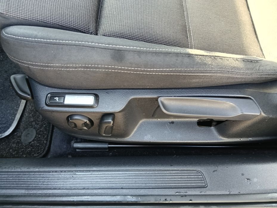 Vând Passat B8 2015 ,1.6 120CP ,DSG7