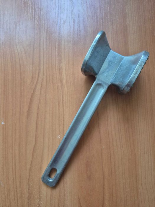 Молоток для отбивания мяса, металл, состояние нового