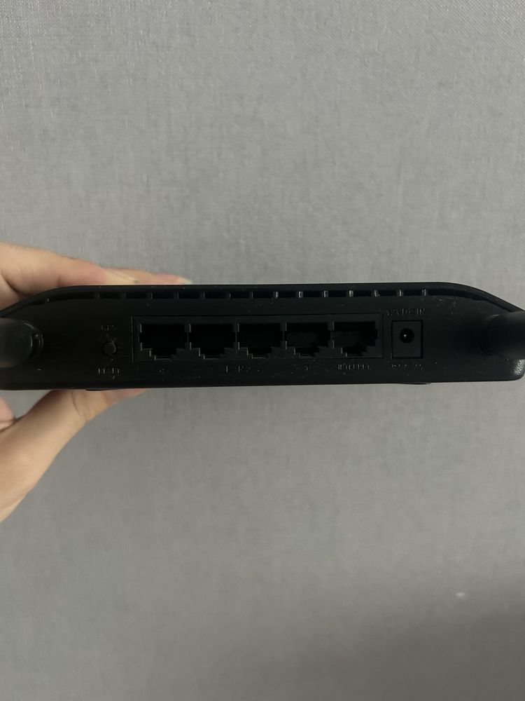 Маршрутизатор D-link DIR 615