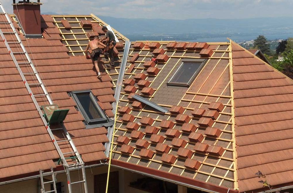 Executăm acoperișuri și reparații la prețuri avantajoase