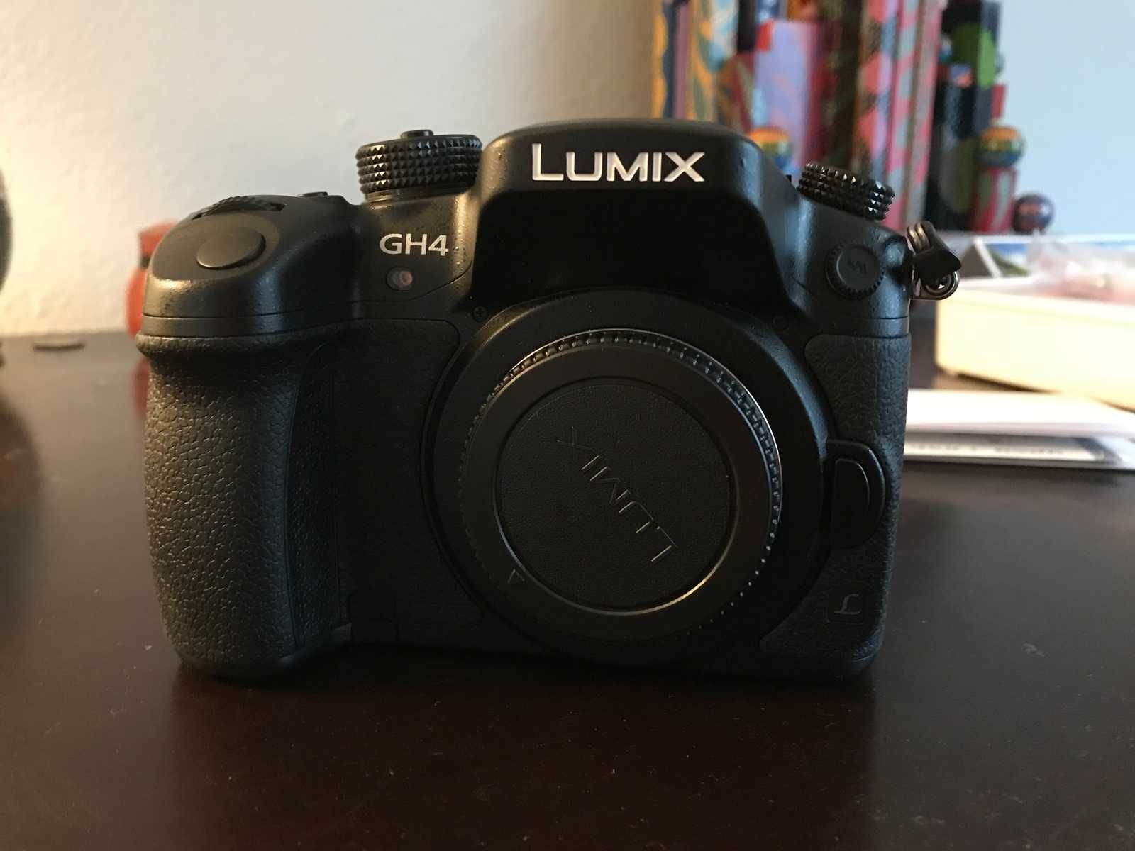 Panasonic Lumix GH4  Body